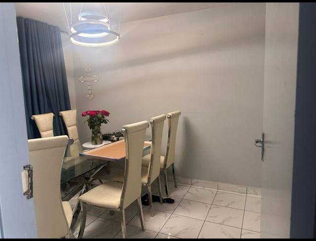 3 BEDROOM APARTMENT FOR SALE IN BEDFORD GARDENS